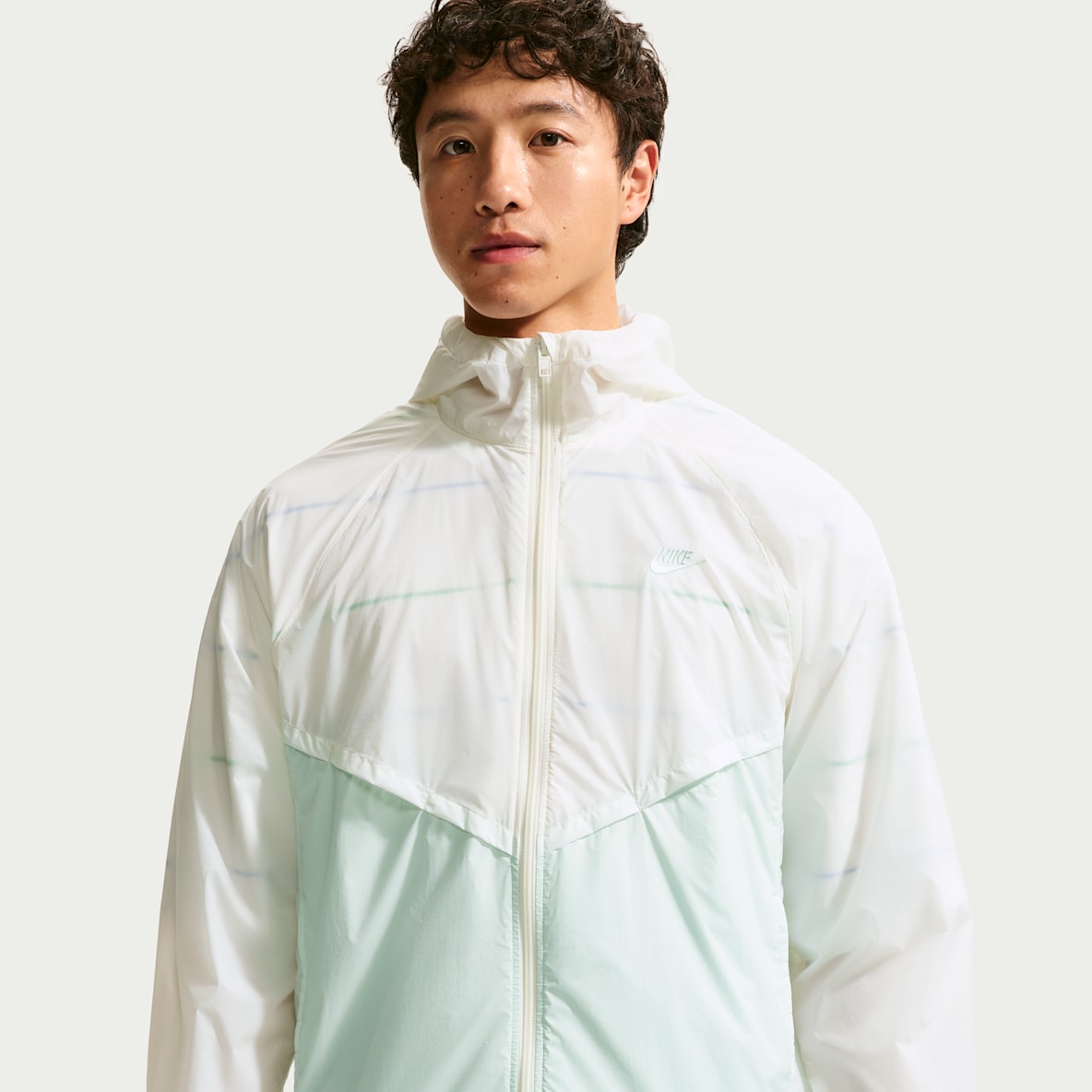 Nike Windrunner 男子无衬里全长拉链开襟夹克防晒衣皮肤衣