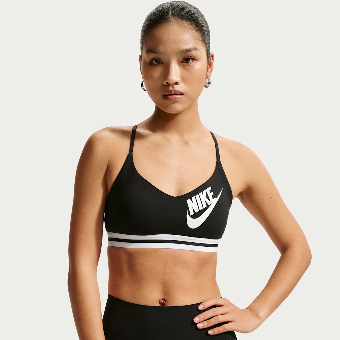 Nike Indy 女子速干低强度支撑衬垫运动内衣
