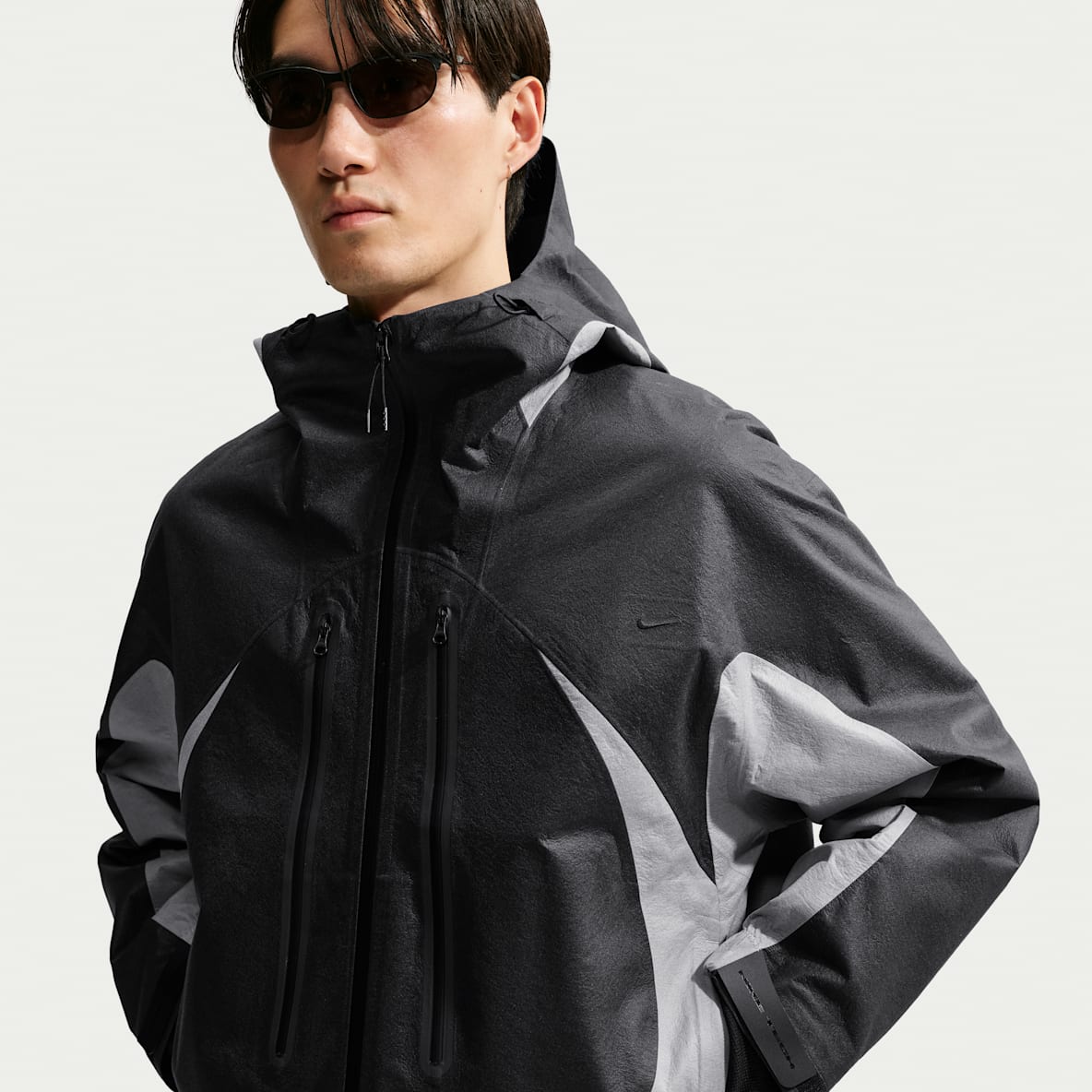 Nike Tech Storm-FIT ADV 男子防风防水夹克
