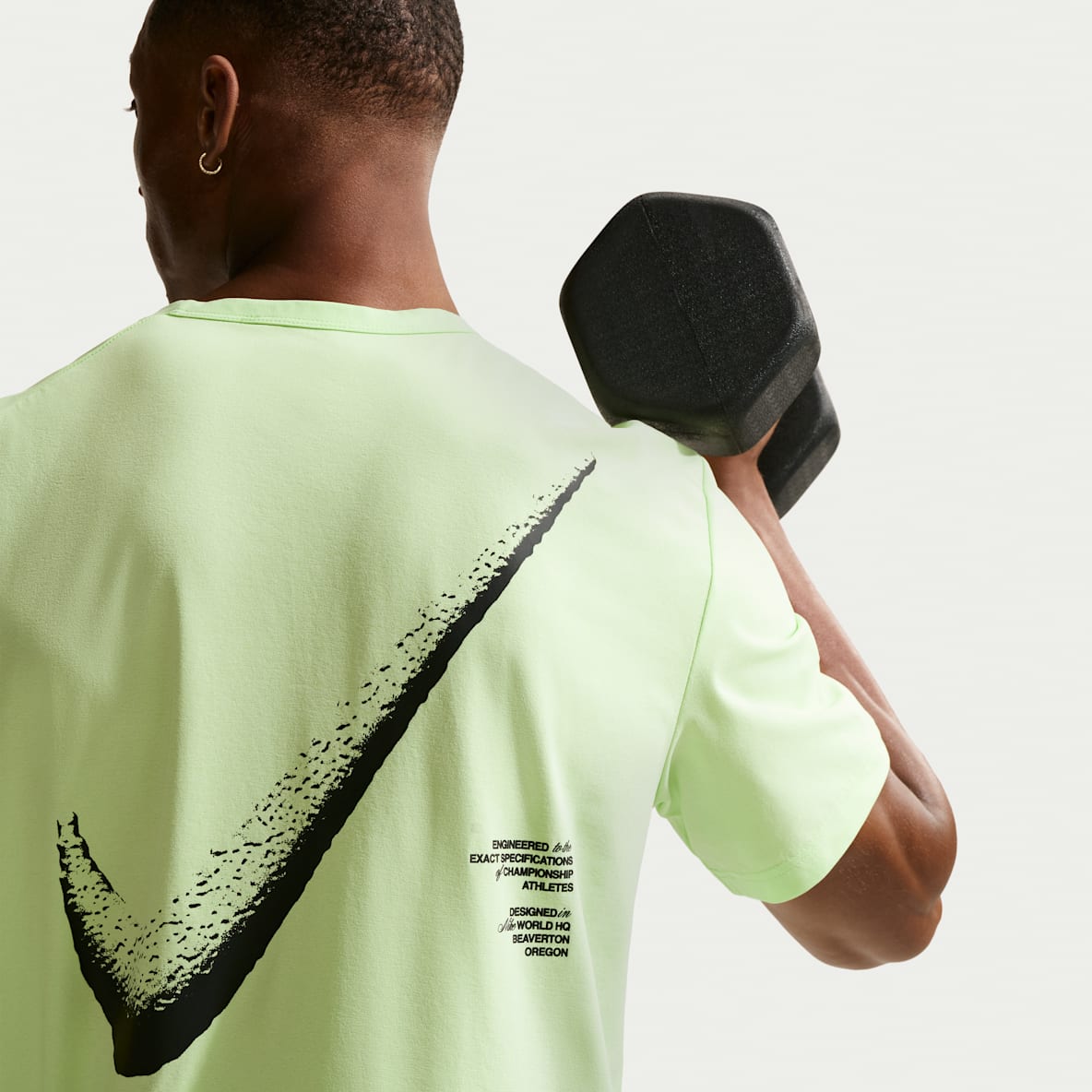 Nike Hyverse Dri-FIT 男子防晒速干训练T恤