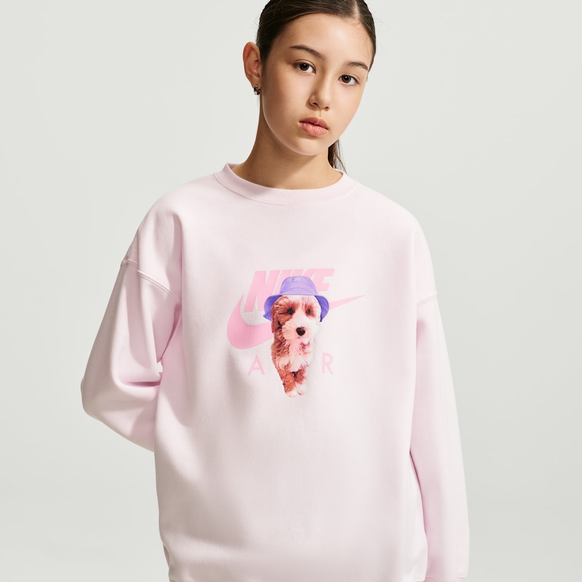 Nike Sportswear Studio Fleece 耐克廓系卫衣系列大童(女孩)Oversize 风加绒圆领运动衫