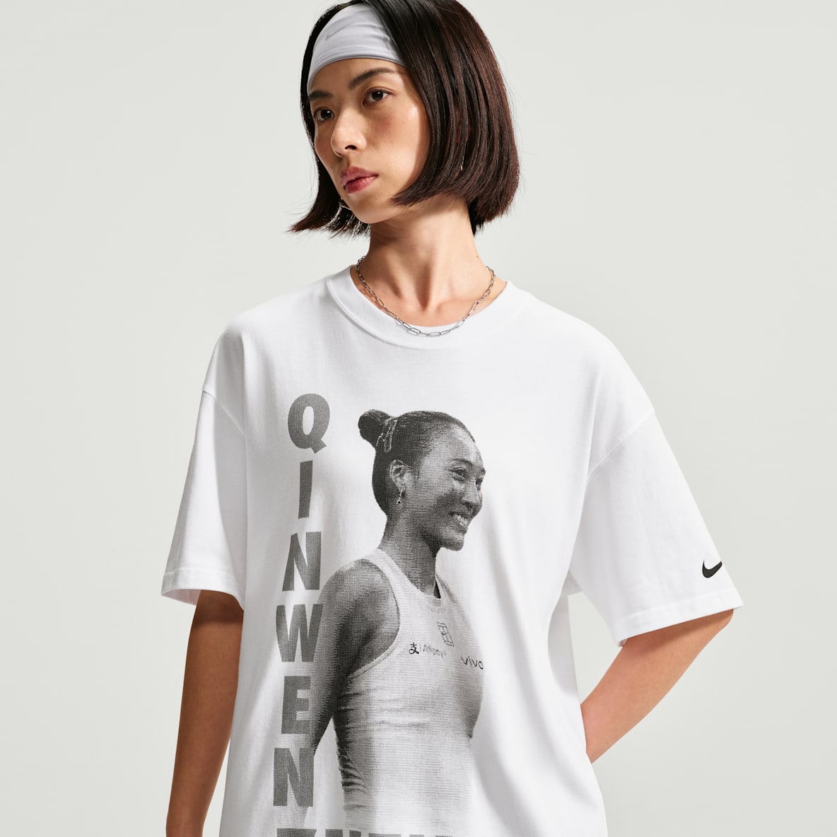 NikeCourt "Qinwen Zheng" 郑钦文女子短袖网球T恤