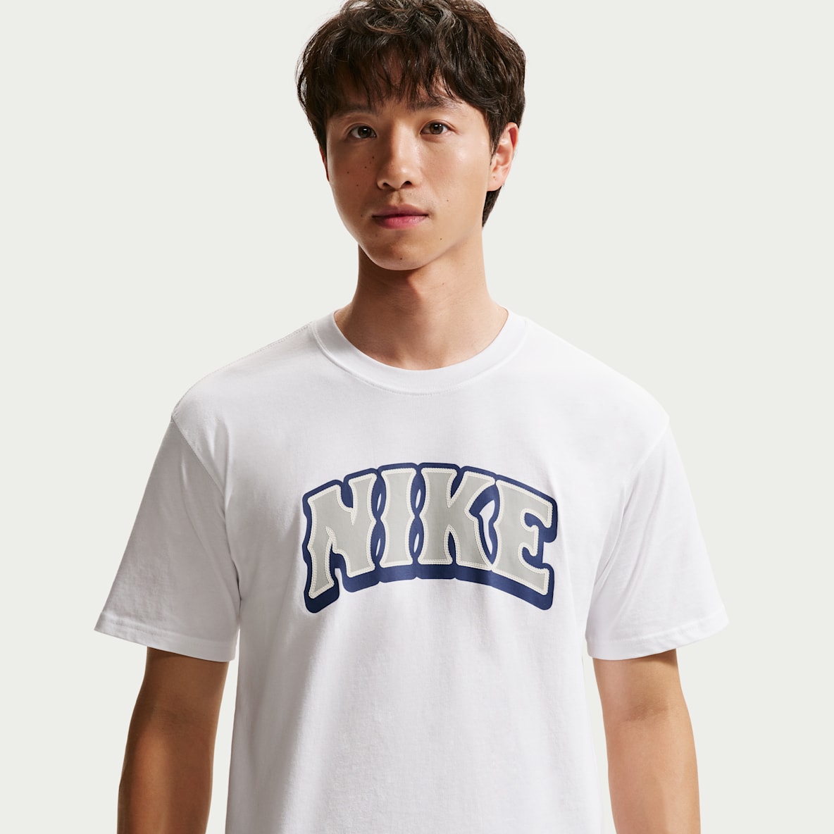 Nike Sportswear 男子短袖T恤