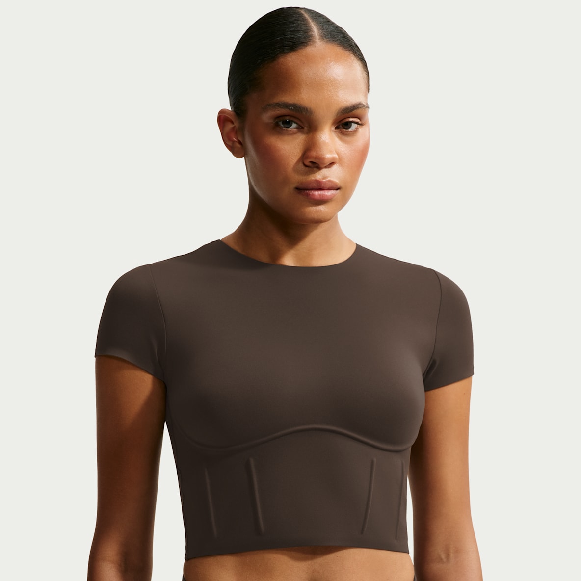 NikeSKIMS Matte 女子速干塑形短款短袖上衣
