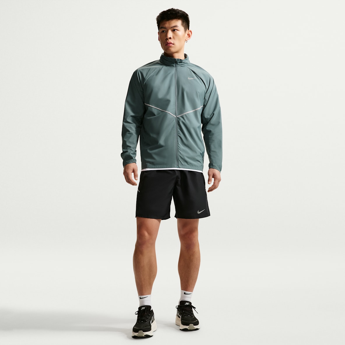 Nike Miler Dri-FIT 男子速干跑步短裤（无衬裤）