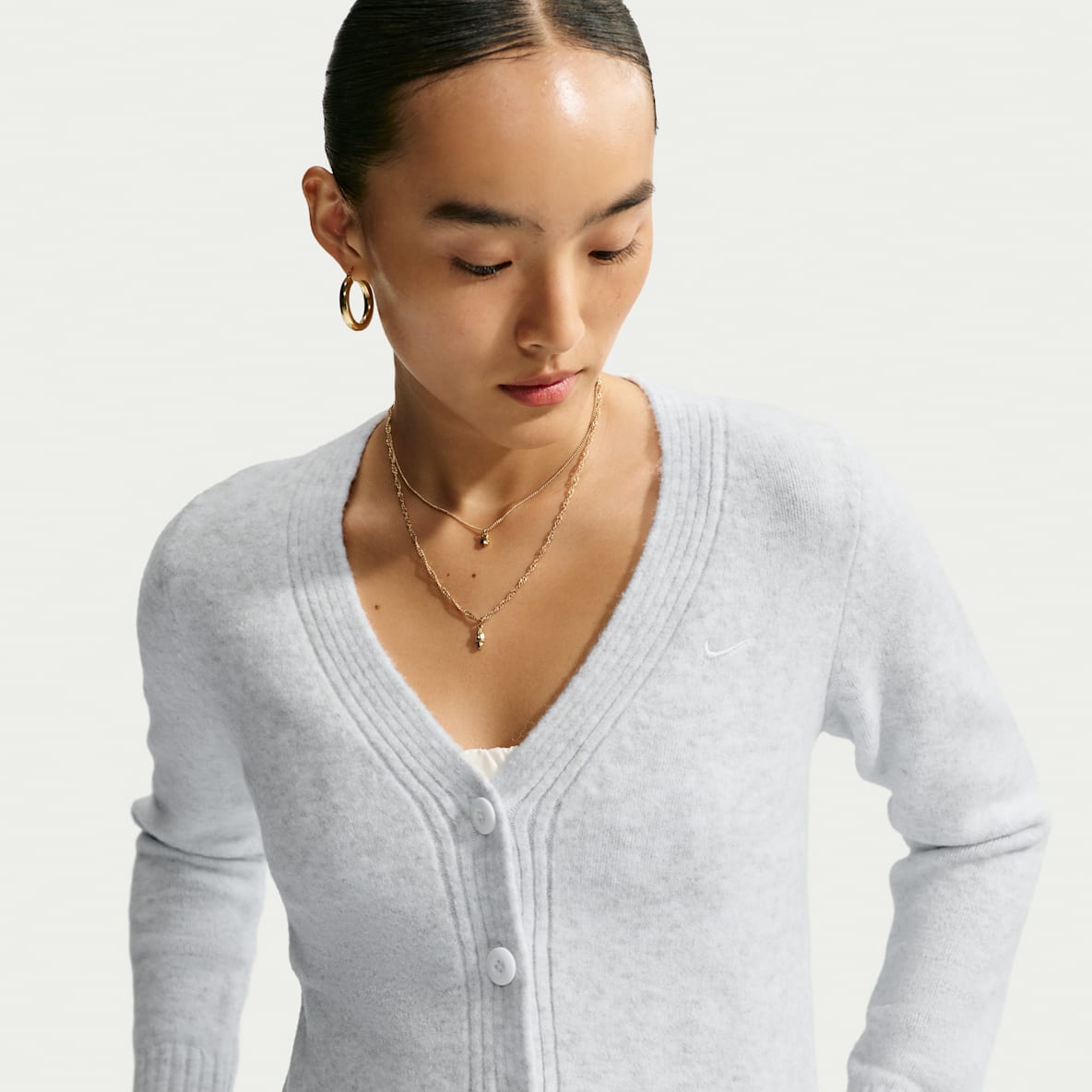 Nike Sportswear Chill Knit 女子修身开衫