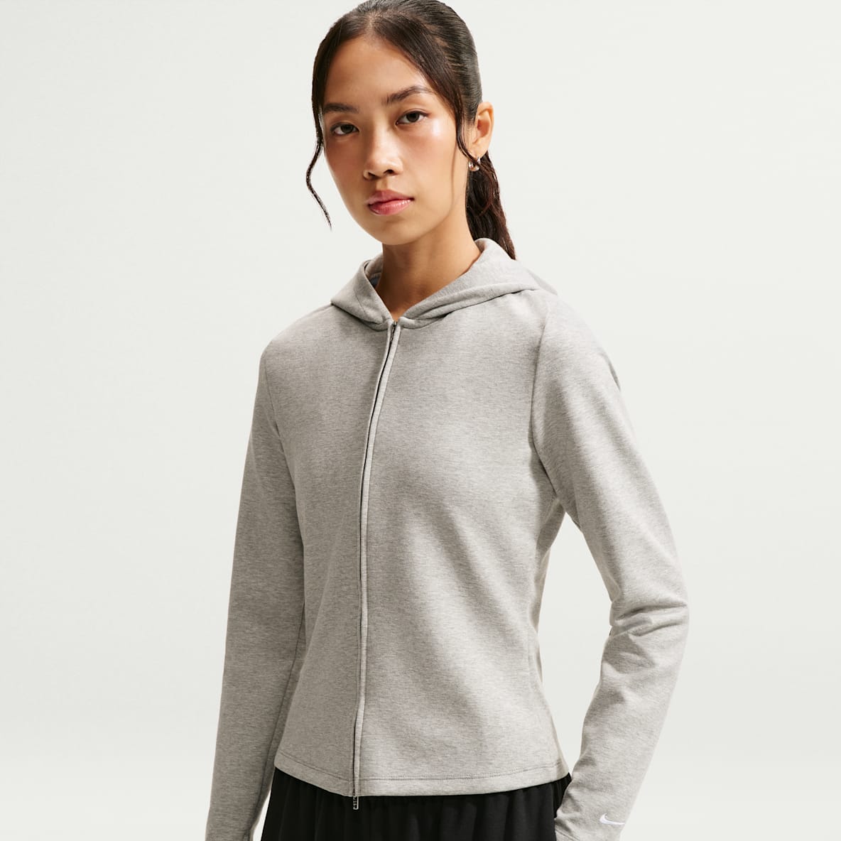 Nike Sportswear Chill Knit 女子修身长袖全长拉链开襟上衣