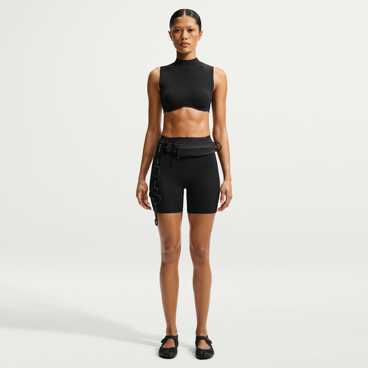 NikeSKIMS Studio Stretch 女子速干短裤