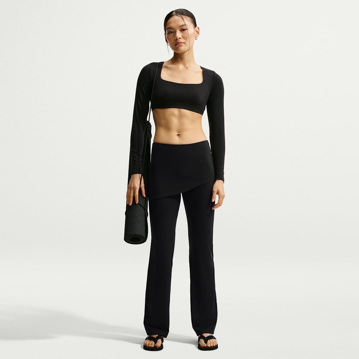Nike Zenvy Dri-FIT 女子速干中腰长裤（带外层半身裙）