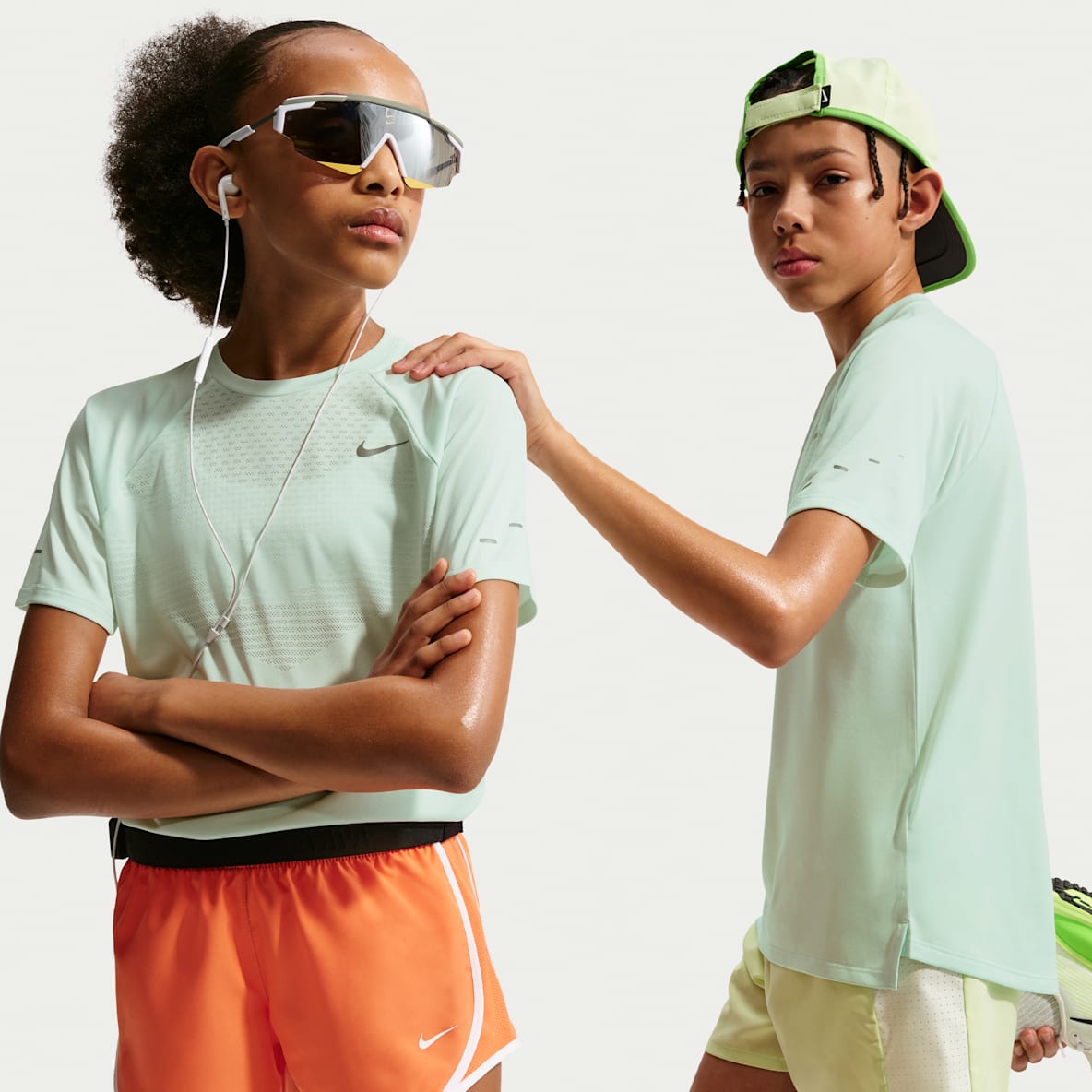 Nike Stride Dri-FIT 大童速干短袖上衣