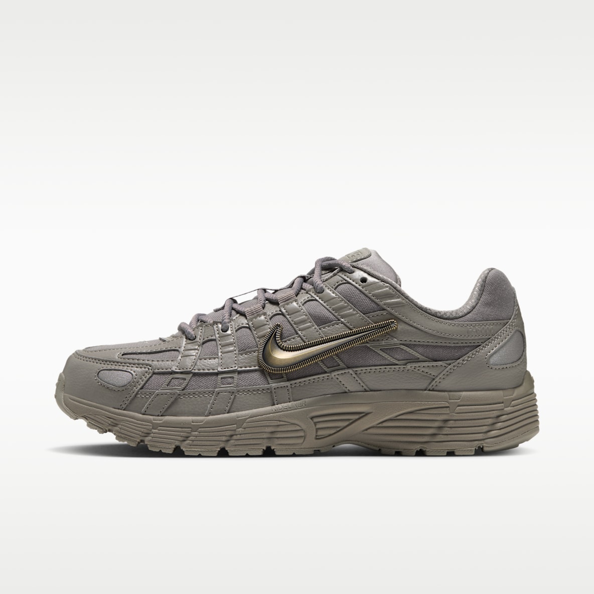 Nike P-6000 SE 女子运动鞋