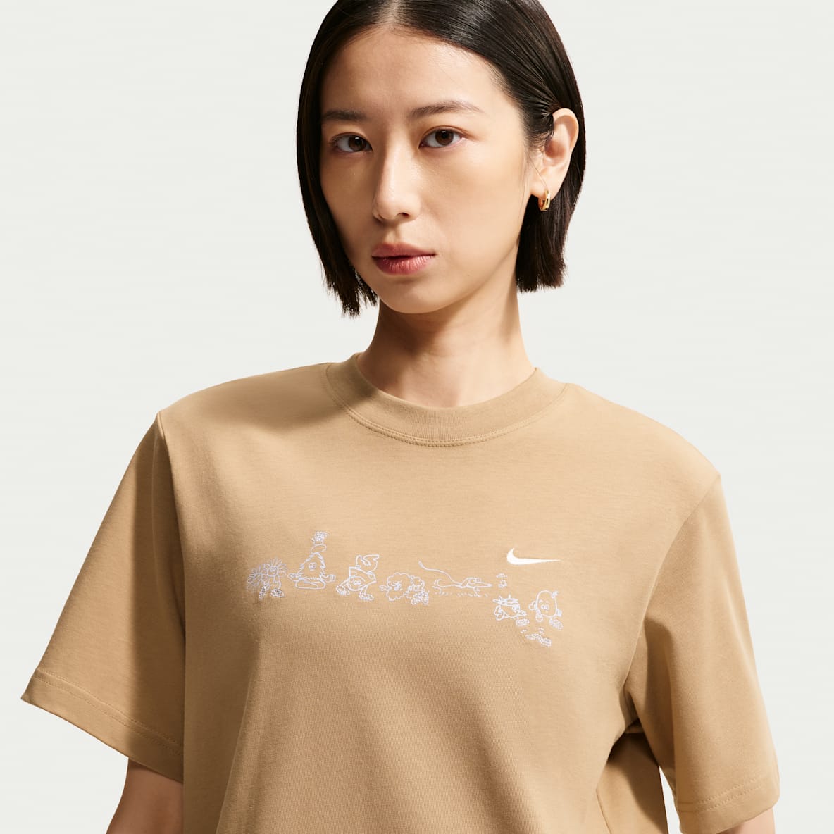 Nike Sportswear 女子短袖T恤