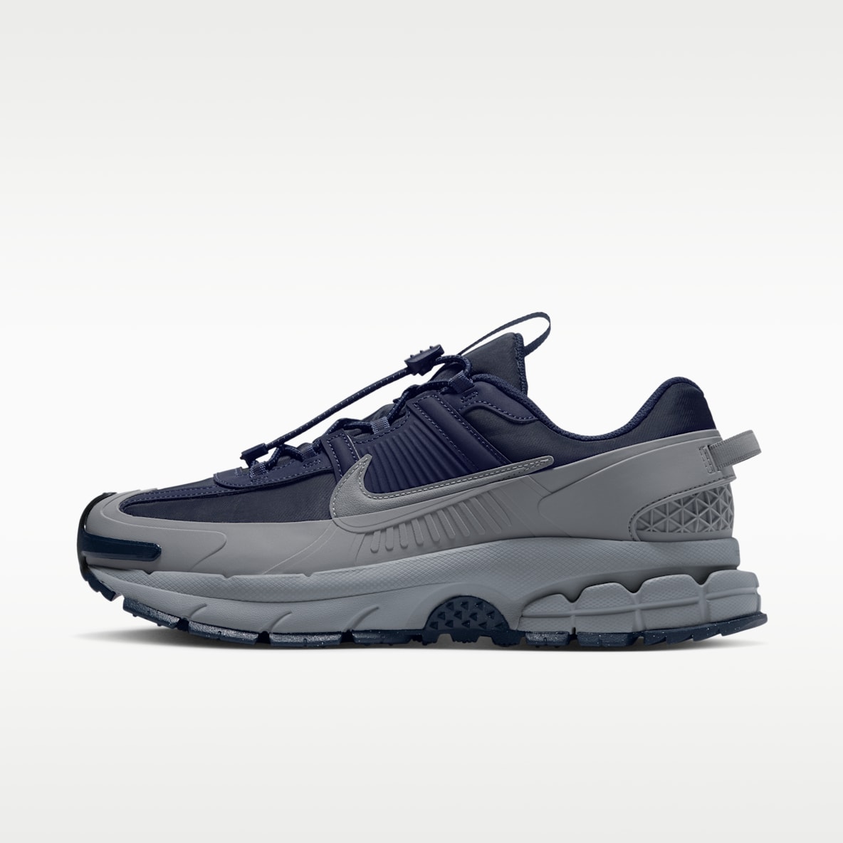 Nike Zoom Vomero Roam 耐克迈柔轻户外版男子冬季款运动鞋