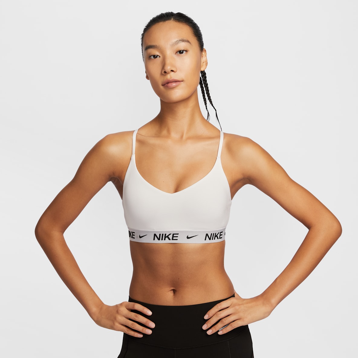 Nike Indy 女子可调节低强度支撑速干衬垫运动内衣