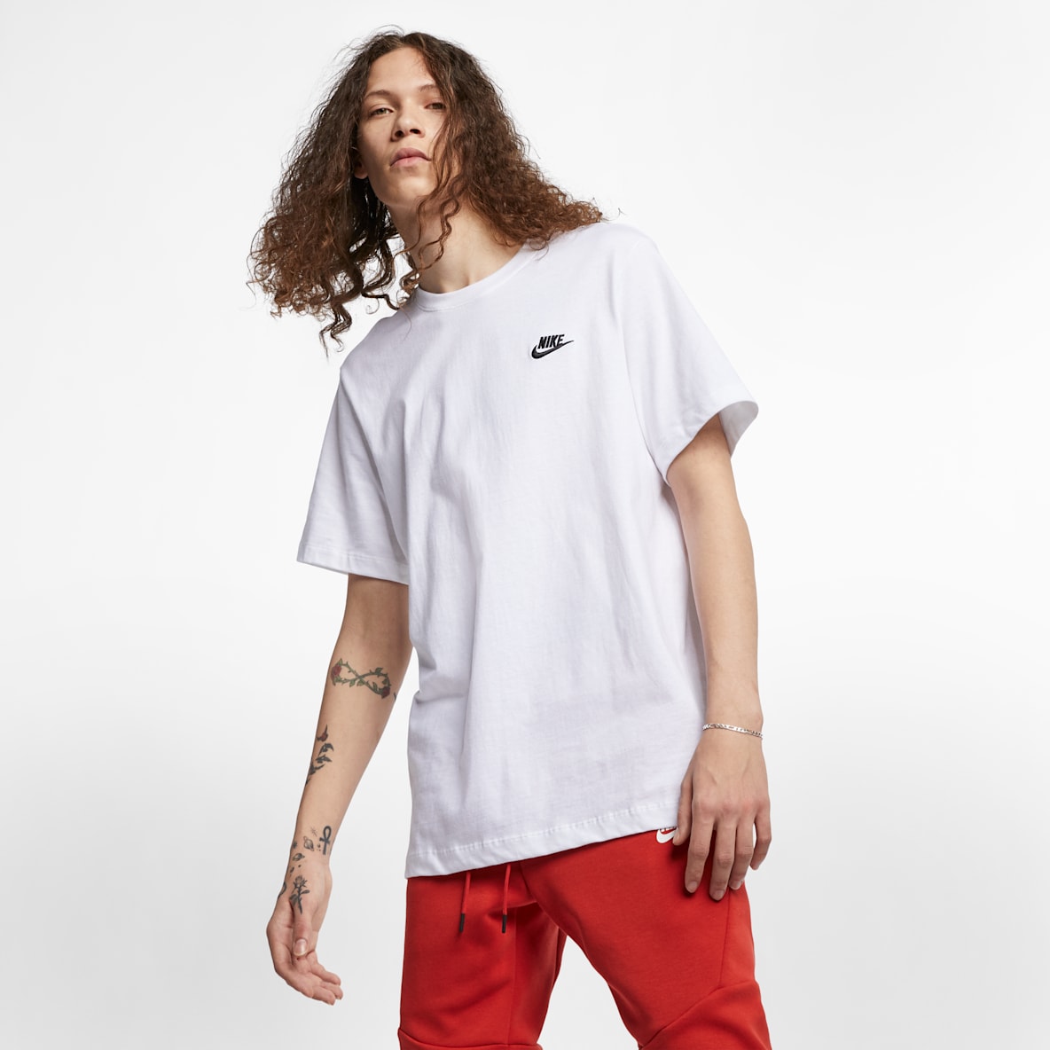 Nike Sportswear Club 男子刺绣柔软纯棉短袖T恤