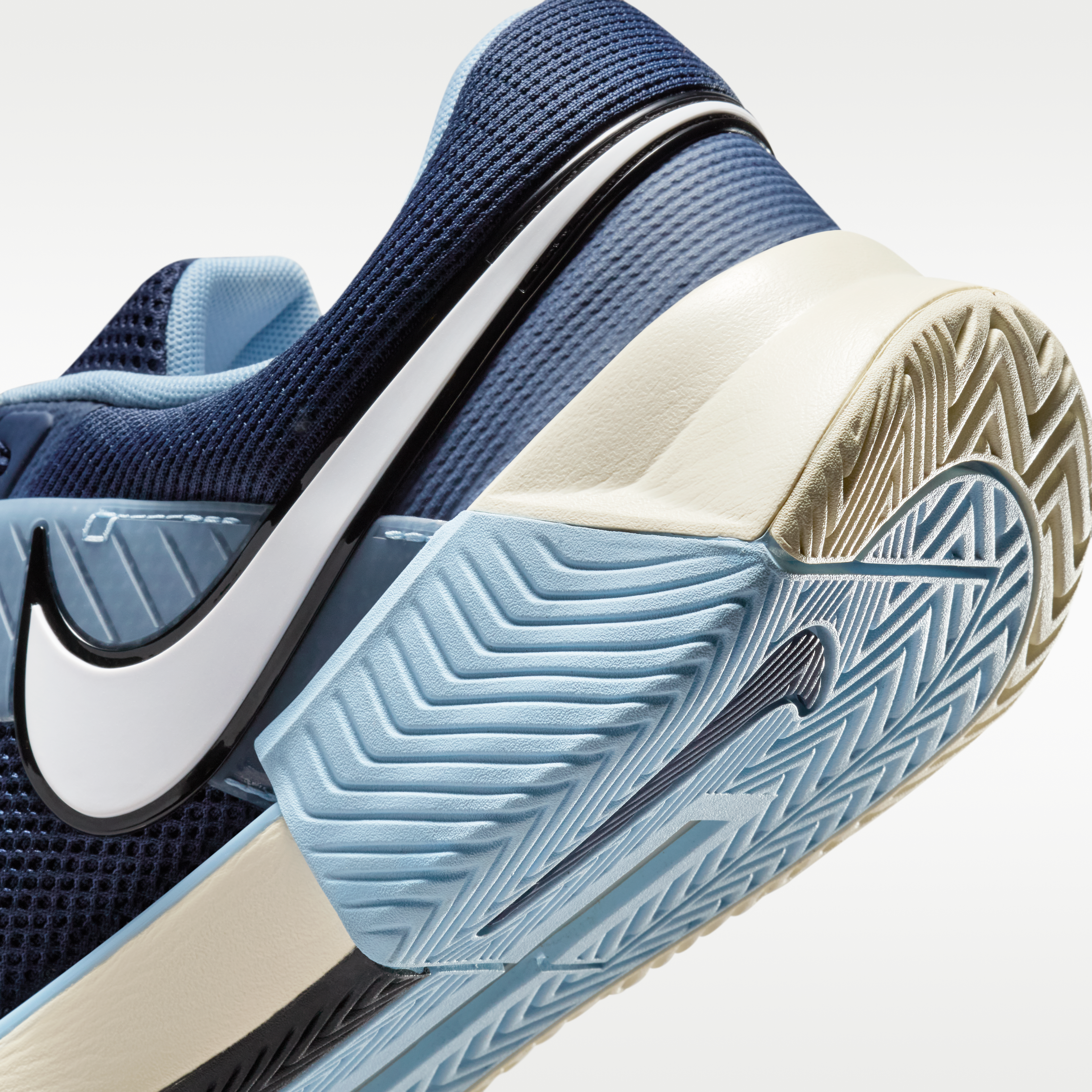 как выглядит Nike M ZOOM GP CHALLENGE 1 HC - FB3147-403 фото