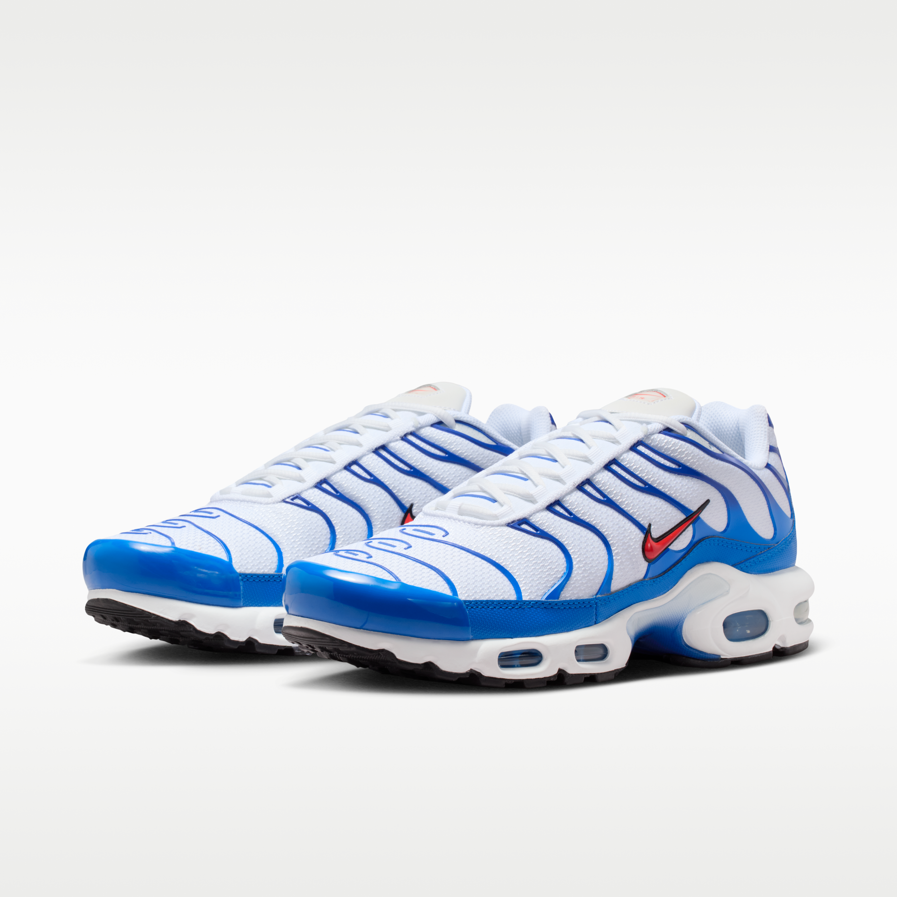 как выглядит Nike Air Max Plus Running Shoes Unisex White Blue - DM0032-107 фото