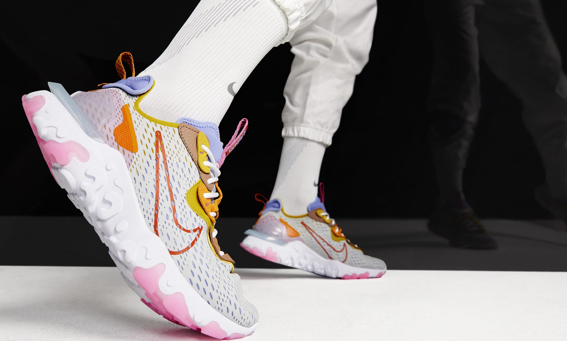 nike nsw react vision 女子运动鞋-耐克(nike)中国官网