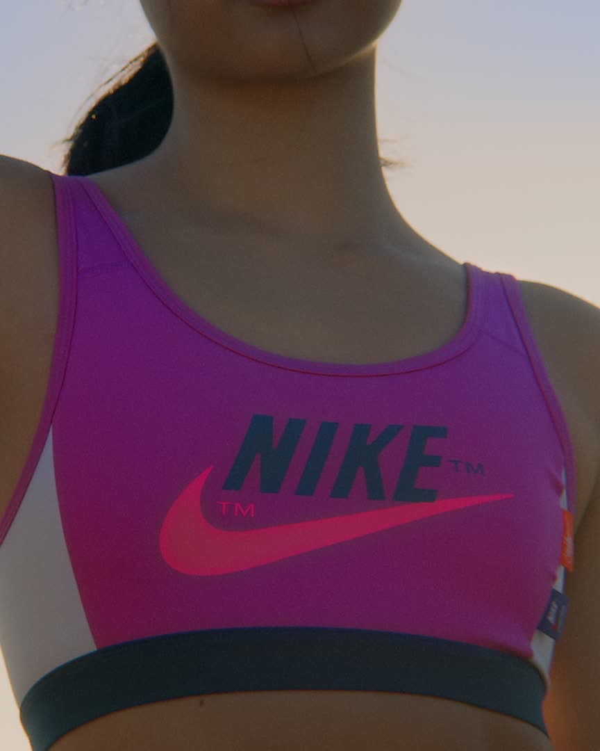 Nike Swoosh 女子中强度支撑一片式衬垫运动内衣-NIKE 中文官方网站