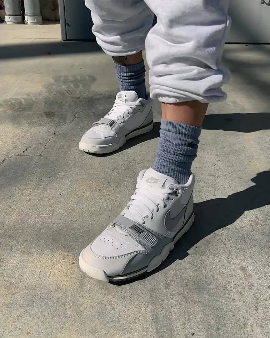 注文後の変更キャンセル返品 Dust Nike エアトレーナー1 Photon スニーカー